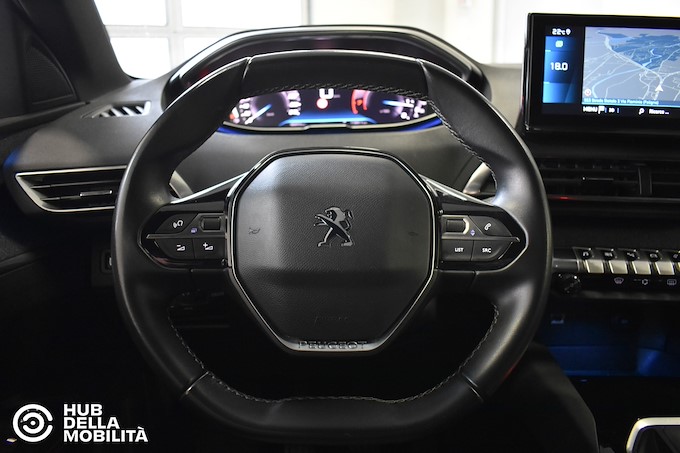 PEUGEOT 5008 PureTech Turbo 130 S&S Allure Pack